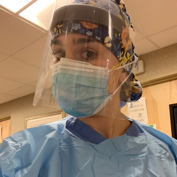 Meet your posher - Picture 3 of 3